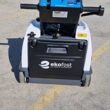 Alternative view of Nov pometani stroj mod.: 700 BH – SPARK(bencinski)